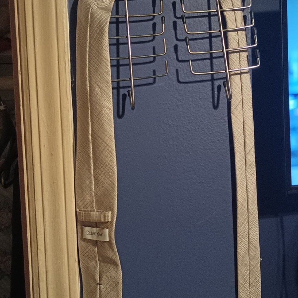 Tie